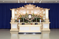 祭壇180000円